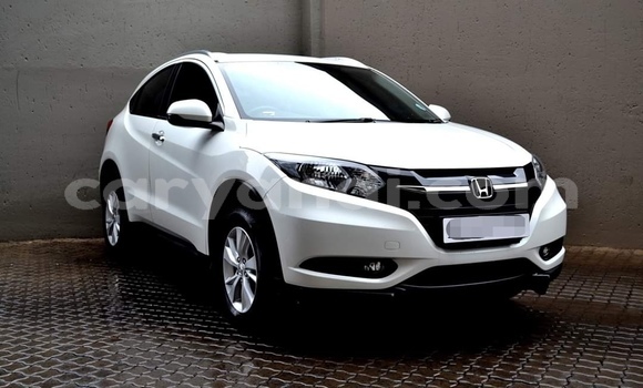 Acheter Occasion Voiture Honda HR–V Blanc à Lusaka, Zambie Acheter Occasion Voiture Honda HR–V Blanc à Lusaka, Zambie