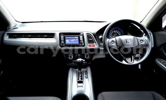 Acheter Occasion Voiture Honda HR–V Blanc à Lusaka, Zambie Acheter Occasion Voiture Honda HR–V Blanc à Lusaka, Zambie
