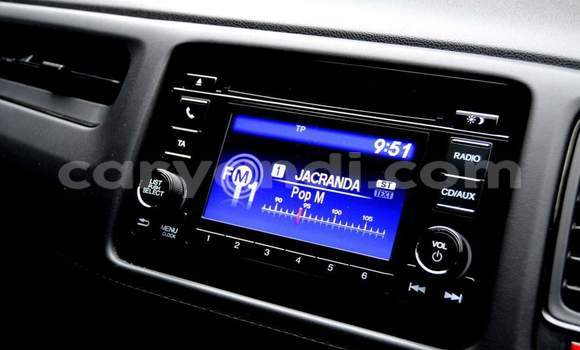 Acheter Occasion Voiture Honda HR–V Blanc à Lusaka, Zambie Acheter Occasion Voiture Honda HR–V Blanc à Lusaka, Zambie