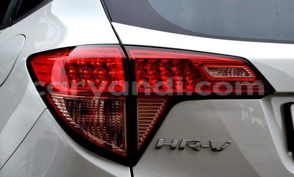 Acheter Occasion Voiture Honda HR–V Blanc à Lusaka, Zambie Acheter Occasion Voiture Honda HR–V Blanc à Lusaka, Zambie