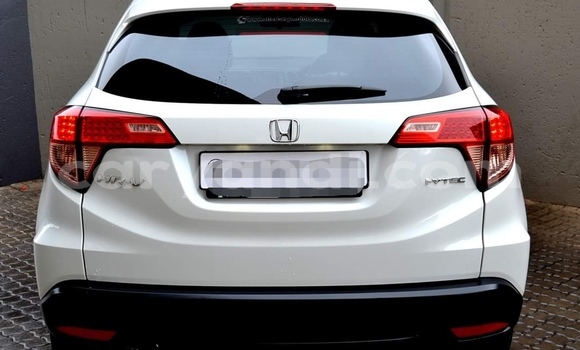 Acheter Occasion Voiture Honda HR–V Blanc à Lusaka, Zambie Acheter Occasion Voiture Honda HR–V Blanc à Lusaka, Zambie