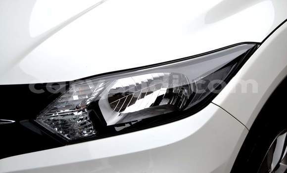 Acheter Occasion Voiture Honda HR–V Blanc à Lusaka, Zambie Acheter Occasion Voiture Honda HR–V Blanc à Lusaka, Zambie