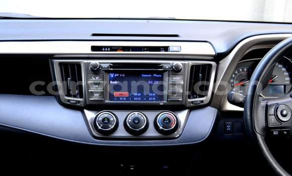 Buy Used Toyota RAV4 White Car in Lusaka in Zambia Buy Used Toyota RAV4 White Car in Lusaka in Zambia