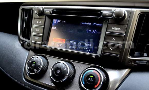 Buy Used Toyota RAV4 White Car in Lusaka in Zambia Buy Used Toyota RAV4 White Car in Lusaka in Zambia