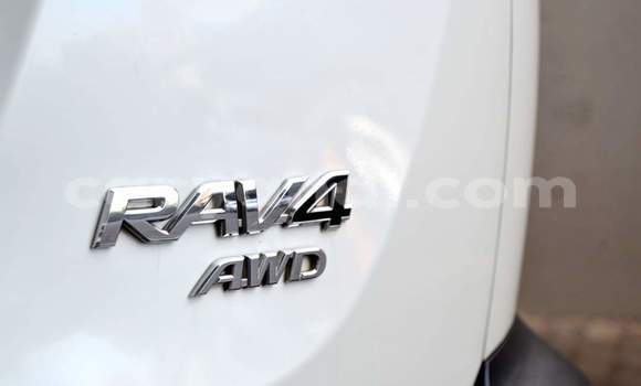 Buy Used Toyota RAV4 White Car in Lusaka in Zambia Buy Used Toyota RAV4 White Car in Lusaka in Zambia