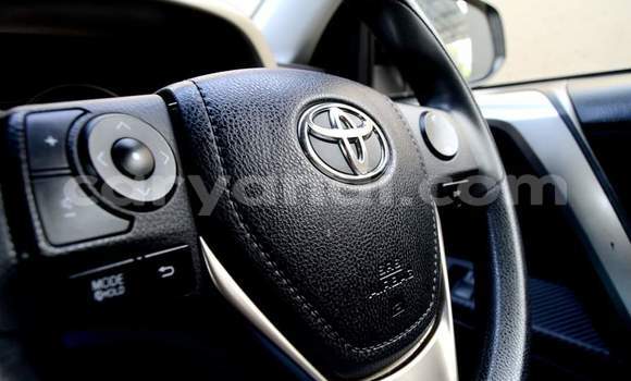 Buy Used Toyota RAV4 White Car in Lusaka in Zambia Buy Used Toyota RAV4 White Car in Lusaka in Zambia