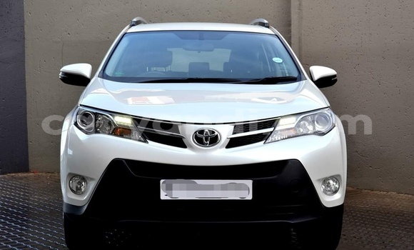 Buy Used Toyota RAV4 White Car in Lusaka in Zambia Buy Used Toyota RAV4 White Car in Lusaka in Zambia