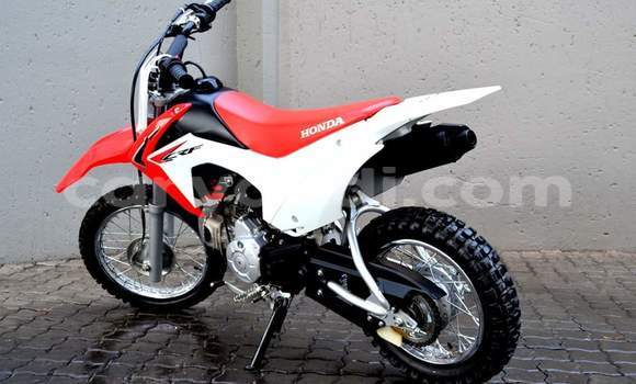 Tenga Tsaru Honda CRF Tsvuku Bike in Livingstone in Zambia Tenga Tsaru Honda CRF Tsvuku Bike in Livingstone in Zambia