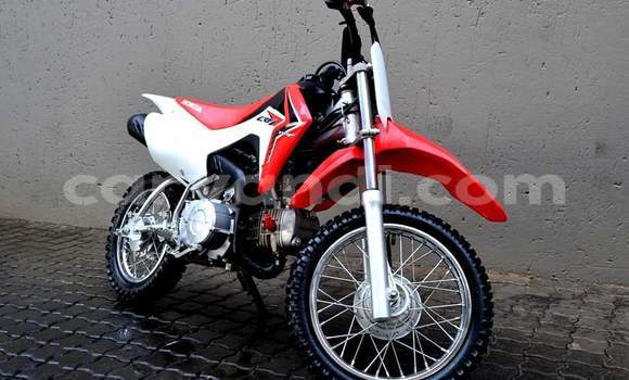 Tenga Tsaru Honda CRF Tsvuku Bike in Livingstone in Zambia Tenga Tsaru Honda CRF Tsvuku Bike in Livingstone in Zambia