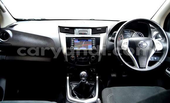 Acheter Occasion Voiture Nissan Navara Blanc à Livingstone, Zambie Acheter Occasion Voiture Nissan Navara Blanc à Livingstone, Zambie