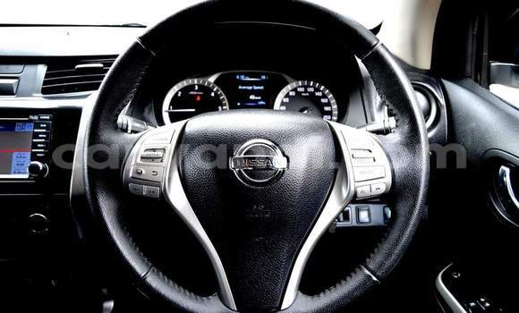 Acheter Occasion Voiture Nissan Navara Blanc à Livingstone, Zambie Acheter Occasion Voiture Nissan Navara Blanc à Livingstone, Zambie