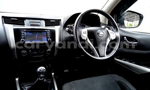 Acheter Occasion Voiture Nissan Navara Blanc à Livingstone, Zambie Acheter Occasion Voiture Nissan Navara Blanc à Livingstone, Zambie