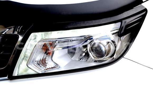 Acheter Occasion Voiture Nissan Navara Blanc à Livingstone, Zambie Acheter Occasion Voiture Nissan Navara Blanc à Livingstone, Zambie