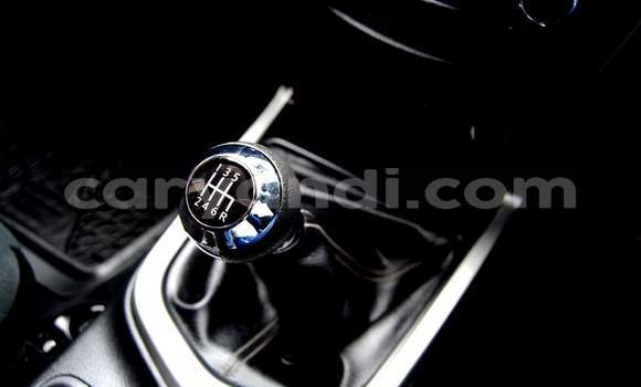 Acheter Occasion Voiture Nissan Navara Blanc à Livingstone, Zambie Acheter Occasion Voiture Nissan Navara Blanc à Livingstone, Zambie