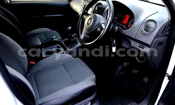 Acheter Occasion Voiture Volkswagen Amarok Blanc à Lusaka, Zambie Acheter Occasion Voiture Volkswagen Amarok Blanc à Lusaka, Zambie