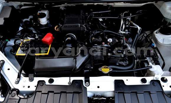 Acheter Occasion Voiture Toyota Avanza Blanc à Lusaka, Zambie Acheter Occasion Voiture Toyota Avanza Blanc à Lusaka, Zambie