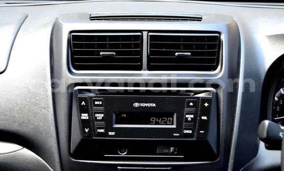 Acheter Occasion Voiture Toyota Avanza Blanc à Lusaka, Zambie Acheter Occasion Voiture Toyota Avanza Blanc à Lusaka, Zambie