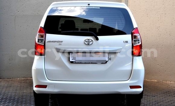 Acheter Occasion Voiture Toyota Avanza Blanc à Lusaka, Zambie Acheter Occasion Voiture Toyota Avanza Blanc à Lusaka, Zambie