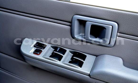Acheter Occasion Voiture Toyota Land Cruiser Gris à Livingstone, Zambie Acheter Occasion Voiture Toyota Land Cruiser Gris à Livingstone, Zambie