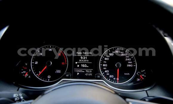 Acheter Occasion Voiture Audi Q5 Marron à Livingstone, Zambie Acheter Occasion Voiture Audi Q5 Marron à Livingstone, Zambie