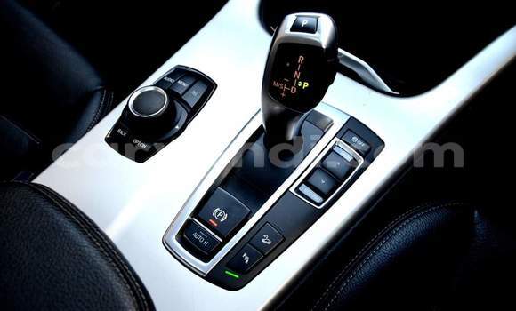 Acheter Occasion Voiture BMW X3 Blanc à Livingstone, Zambie Acheter Occasion Voiture BMW X3 Blanc à Livingstone, Zambie