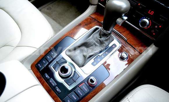 Buy Used Audi Q5 Brown Car in Livingstone in Zambia Buy Used Audi Q5 Brown Car in Livingstone in Zambia