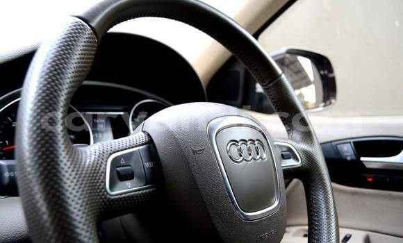 Buy Used Audi Q5 Brown Car in Livingstone in Zambia Buy Used Audi Q5 Brown Car in Livingstone in Zambia