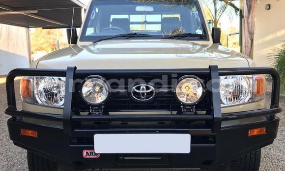 Buy Used Toyota Land Cruiser Beige Car in Lusaka in Zambia Buy Used Toyota Land Cruiser Beige Car in Lusaka in Zambia