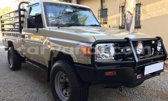 Buy Used Toyota Land Cruiser Beige Car in Lusaka in Zambia Buy Used Toyota Land Cruiser Beige Car in Lusaka in Zambia