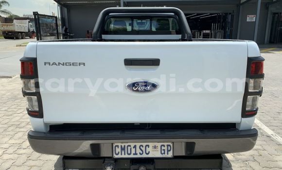 Nunua Ilio tumika Ford Ranger Nyeupe Gari ndani ya Lusaka nchini Zambia Nunua Ilio tumika Ford Ranger Nyeupe Gari ndani ya Lusaka nchini Zambia