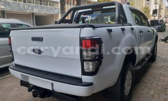 Nunua Ilio tumika Ford Ranger Nyeupe Gari ndani ya Lusaka nchini Zambia Nunua Ilio tumika Ford Ranger Nyeupe Gari ndani ya Lusaka nchini Zambia