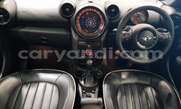 Acheter Occasion Voiture MINI Countryman Gris à Lusaka, Zambie Acheter Occasion Voiture MINI Countryman Gris à Lusaka, Zambie