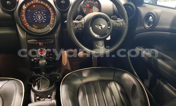 Acheter Occasion Voiture MINI Countryman Gris à Lusaka, Zambie Acheter Occasion Voiture MINI Countryman Gris à Lusaka, Zambie