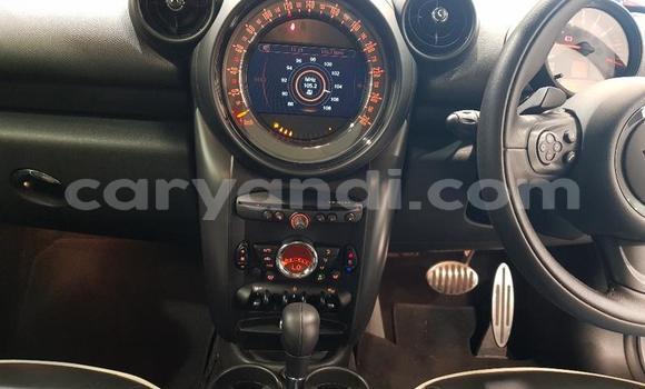 Acheter Occasion Voiture MINI Countryman Gris à Lusaka, Zambie Acheter Occasion Voiture MINI Countryman Gris à Lusaka, Zambie