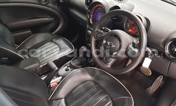 Acheter Occasion Voiture MINI Countryman Gris à Lusaka, Zambie Acheter Occasion Voiture MINI Countryman Gris à Lusaka, Zambie