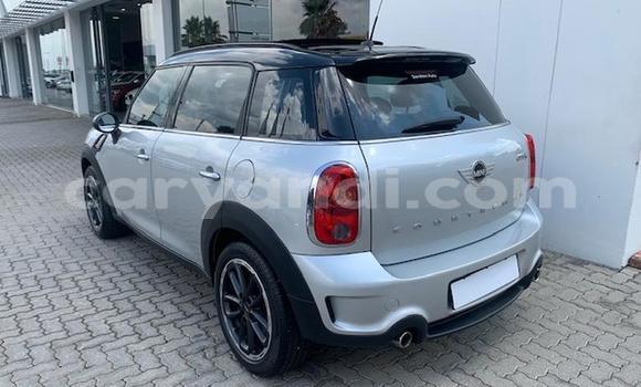 Acheter Occasion Voiture MINI Countryman Gris à Lusaka, Zambie Acheter Occasion Voiture MINI Countryman Gris à Lusaka, Zambie