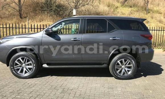 Acheter Occasion Voiture Toyota Fortuner Autre à Ndola, Zambie Acheter Occasion Voiture Toyota Fortuner Autre à Ndola, Zambie