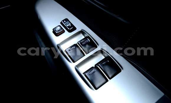 Acheter Occasion Voiture Toyota Hilux Blanc à Lusaka, Zambie Acheter Occasion Voiture Toyota Hilux Blanc à Lusaka, Zambie