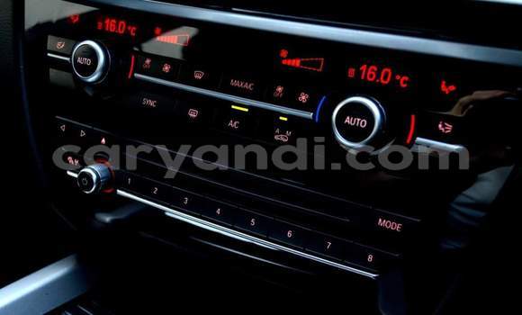 Acheter Occasion Voiture BMW X5 Gris à Lusaka, Zambie Acheter Occasion Voiture BMW X5 Gris à Lusaka, Zambie