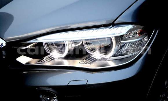 Acheter Occasion Voiture BMW X5 Gris à Lusaka, Zambie Acheter Occasion Voiture BMW X5 Gris à Lusaka, Zambie
