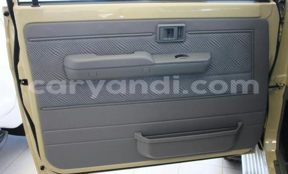 Tenga Tsaru Toyota Land Cruiser Zvimwe Mota in Chingola in Zambia Tenga Tsaru Toyota Land Cruiser Zvimwe Mota in Chingola in Zambia