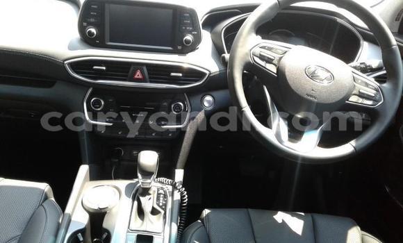 Tenga Tsaru Hyundai Santa Fe Tsvuku Mota in Chingola in Zambia Tenga Tsaru Hyundai Santa Fe Tsvuku Mota in Chingola in Zambia