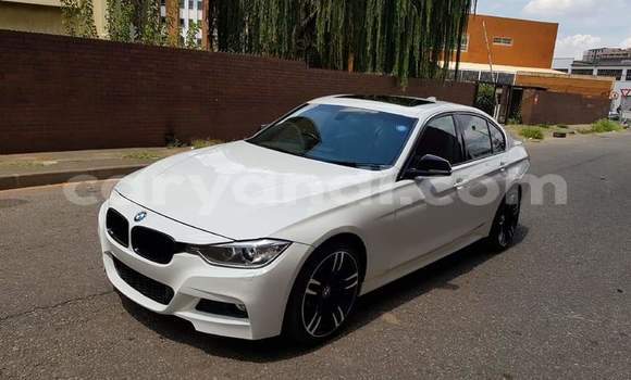 Acheter Occasion Voiture BMW 3–Series Blanc à Lusaka, Zambie Acheter Occasion Voiture BMW 3–Series Blanc à Lusaka, Zambie