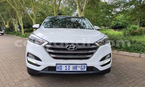 Acheter Occasion Voiture Hyundai Tucson Blanc à Kitwe, Zambie Acheter Occasion Voiture Hyundai Tucson Blanc à Kitwe, Zambie