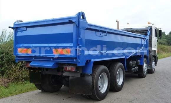 Acheter Occasion Utilitaire Hino Ranger Blanc à Lusaka, Zambie Acheter Occasion Utilitaire Hino Ranger Blanc à Lusaka, Zambie