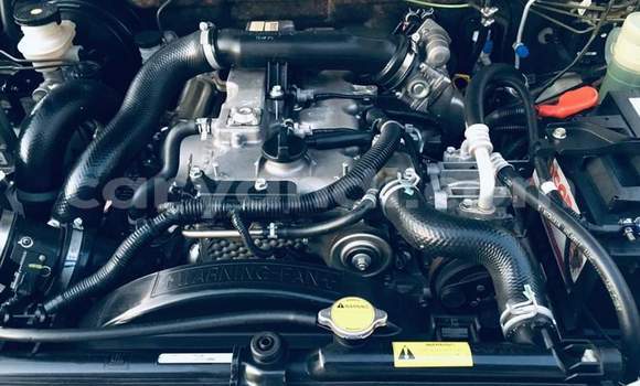 Acheter Occasion Voiture Isuzu KB Blanc à Lusaka, Zambie Acheter Occasion Voiture Isuzu KB Blanc à Lusaka, Zambie