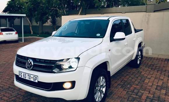 Acheter Occasion Voiture Volkswagen Amarok Blanc à Livingstone, Zambie Acheter Occasion Voiture Volkswagen Amarok Blanc à Livingstone, Zambie