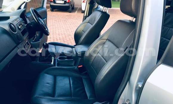 Acheter Occasion Voiture Volkswagen Amarok Gris à Livingstone, Zambie Acheter Occasion Voiture Volkswagen Amarok Gris à Livingstone, Zambie