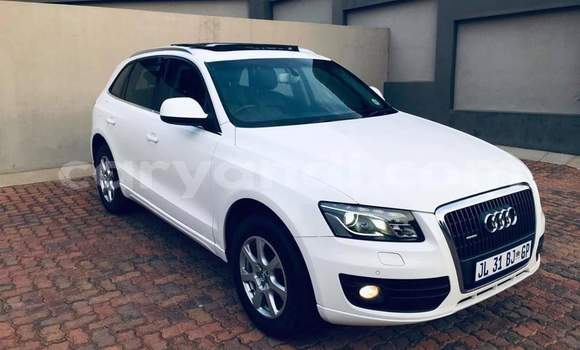 Buy Used Audi Q5 White Car in Livingstone in Zambia Buy Used Audi Q5 White Car in Livingstone in Zambia