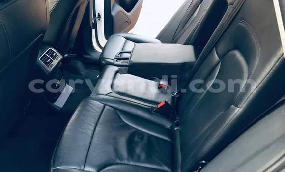 Buy Used Audi Q5 White Car in Livingstone in Zambia Buy Used Audi Q5 White Car in Livingstone in Zambia